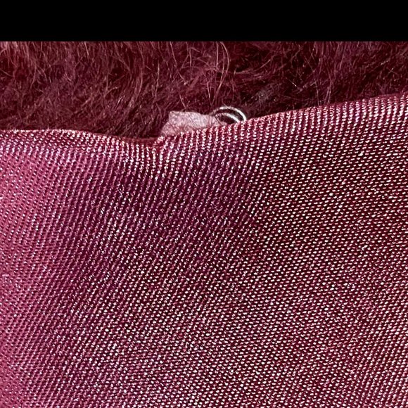 ▪️NWT▪️F.L.A.G. ACCESSORIES▪️Cranberry Genuine Mongolian Lamb & Suede Scarf - Picture 8 of 8